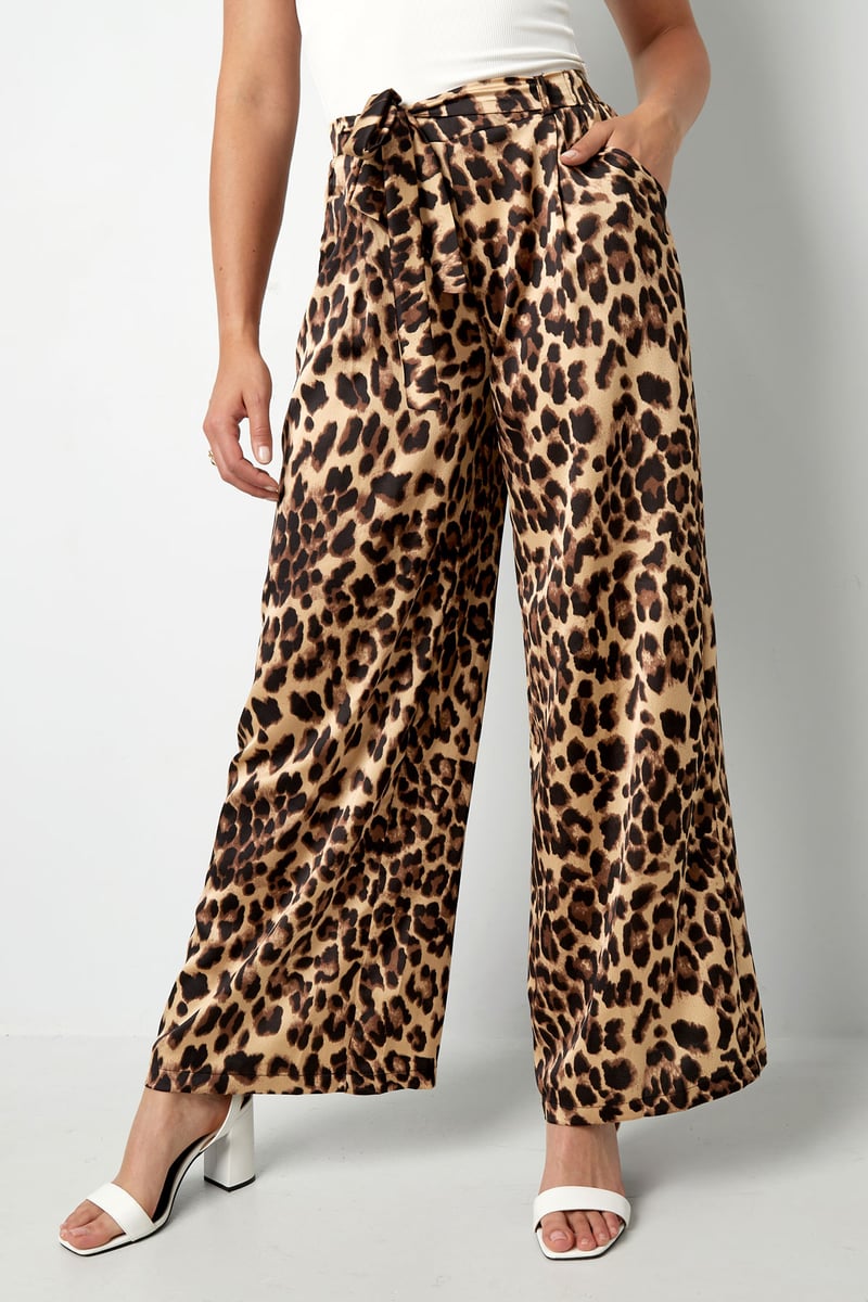 Wide trousers leopard print - SevanaMode